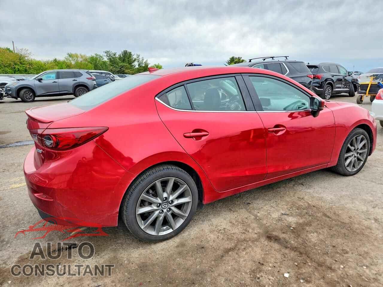 MAZDA 3 2018 - 3MZBN1V36JM217907