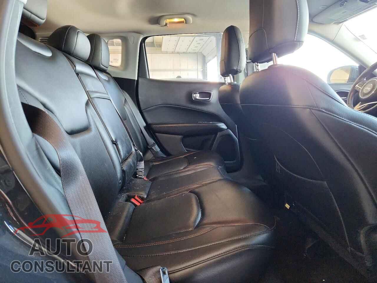 JEEP COMPASS 2017 - 3C4NJDCB2HT596914