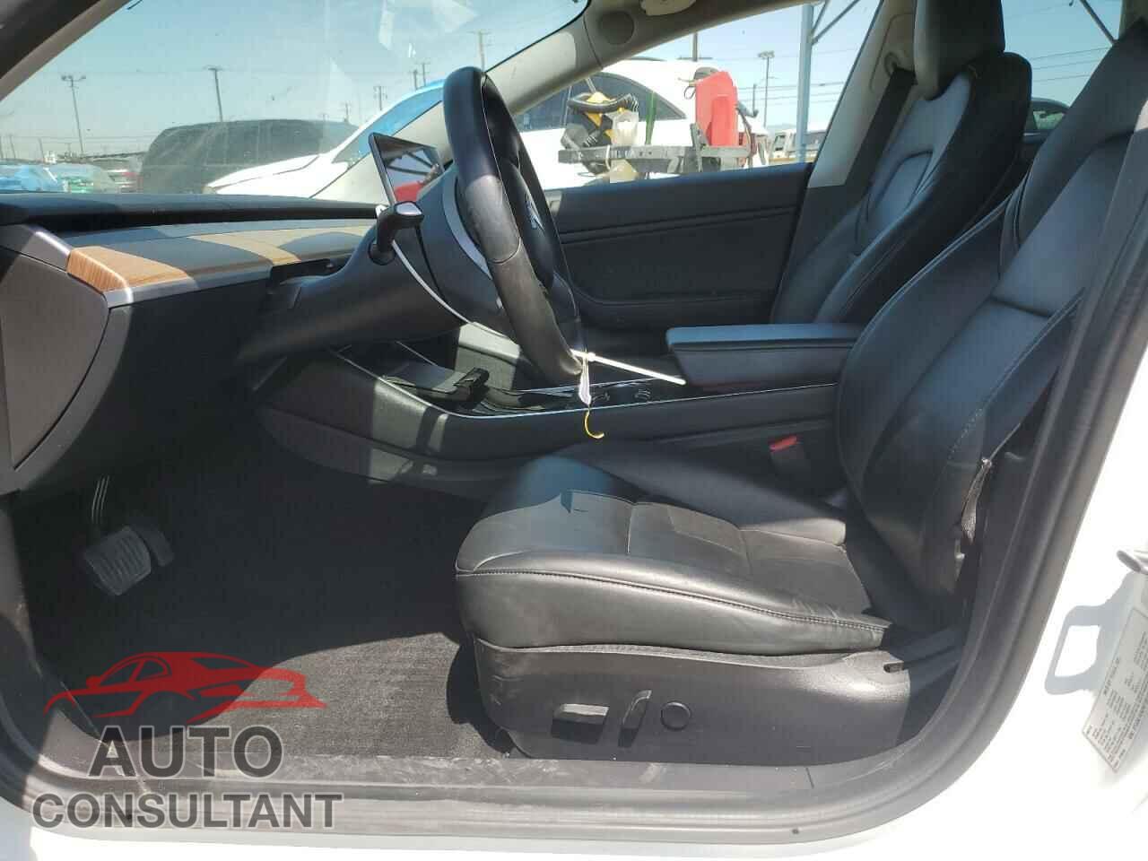 TESLA MODEL 3 2019 - 5YJ3E1EA2KF337473