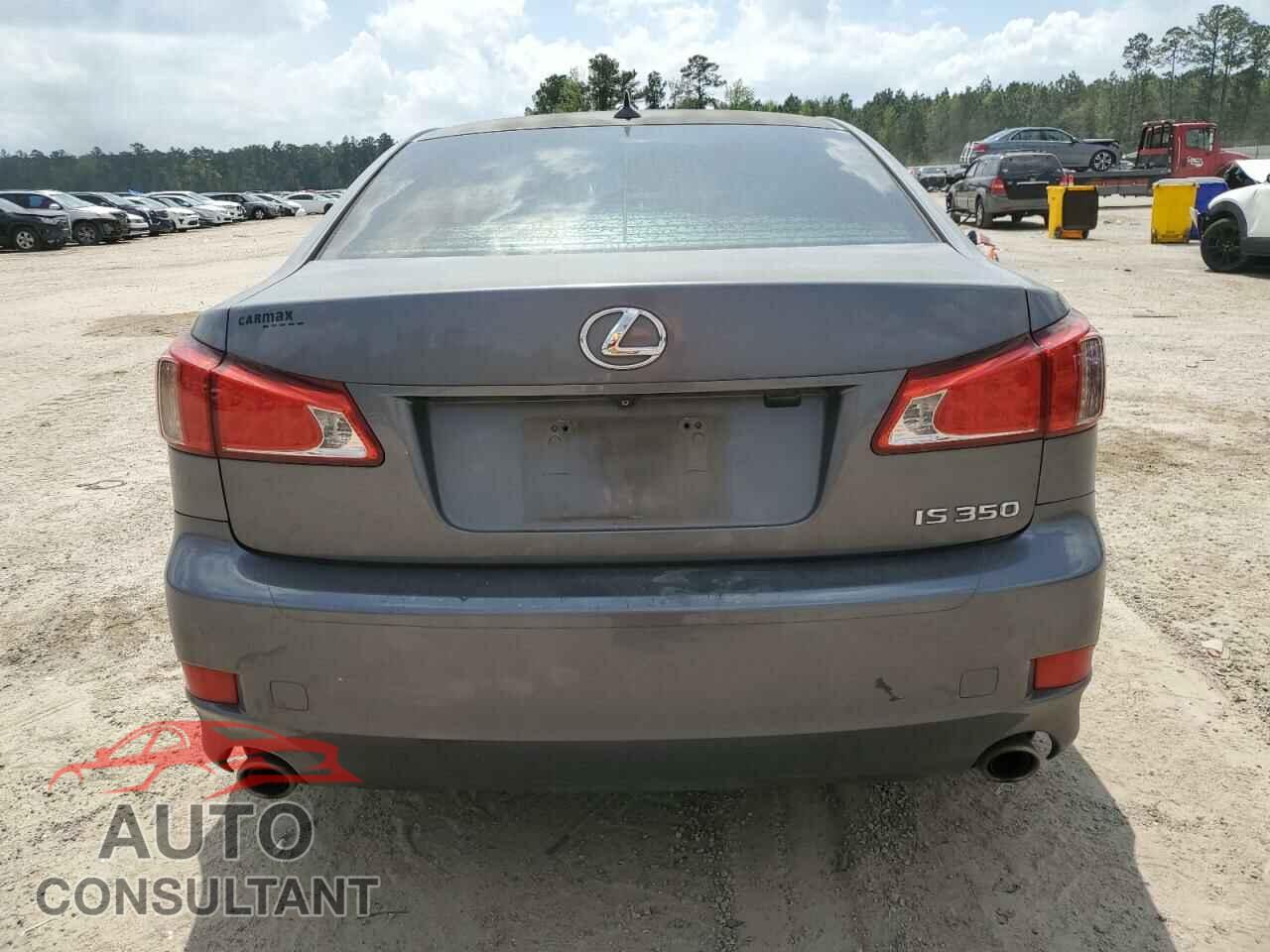 LEXUS IS 2012 - JTHBE5C29C5029121