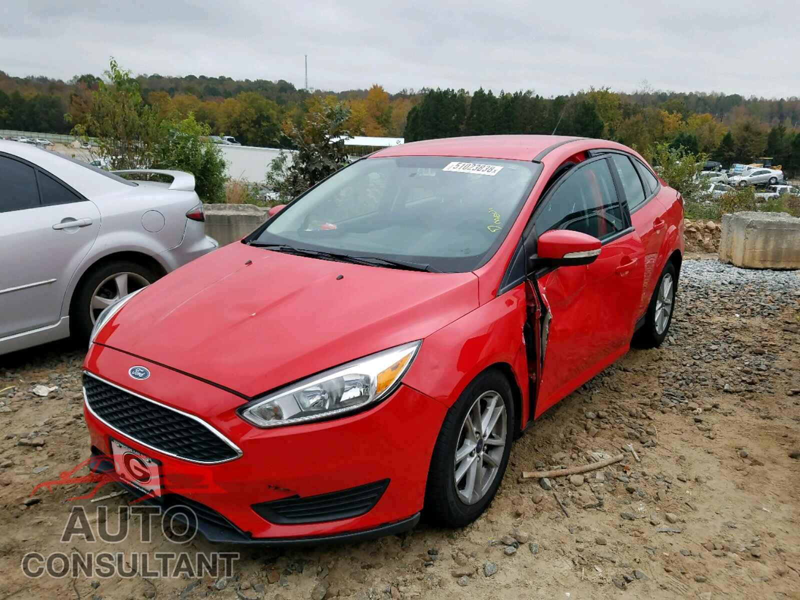 FORD FOCUS SE 2015 - 1FADP3F29FL206227