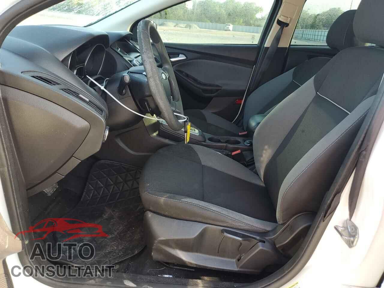 FORD FOCUS 2014 - 1FADP3F27EL412368