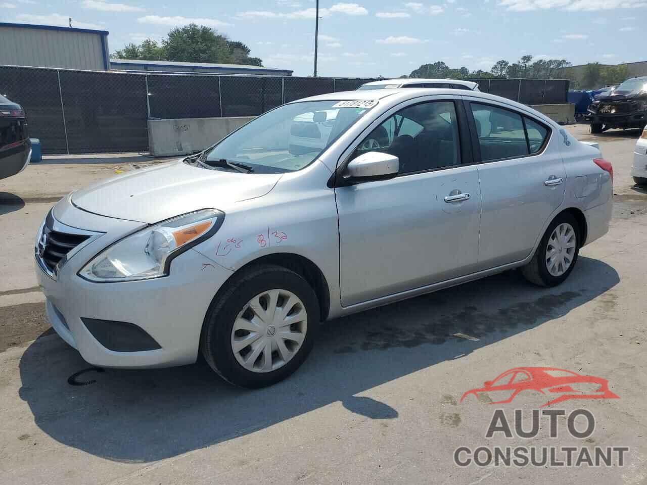 NISSAN VERSA 2018 - 3N1CN7AP5JL842827