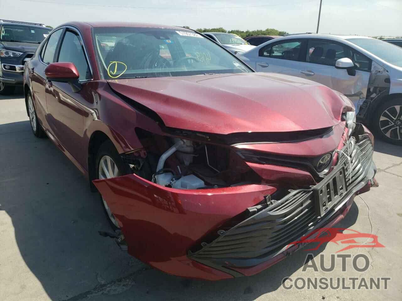 TOYOTA CAMRY 2018 - 4T1B11HK1JU652164