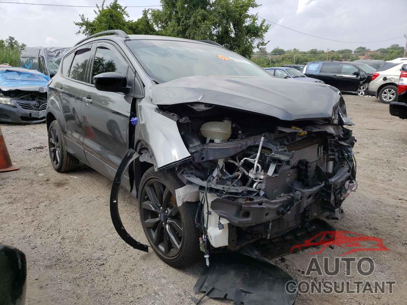 FORD ESCAPE 2018 - 1FMCU9GD7JUC30218