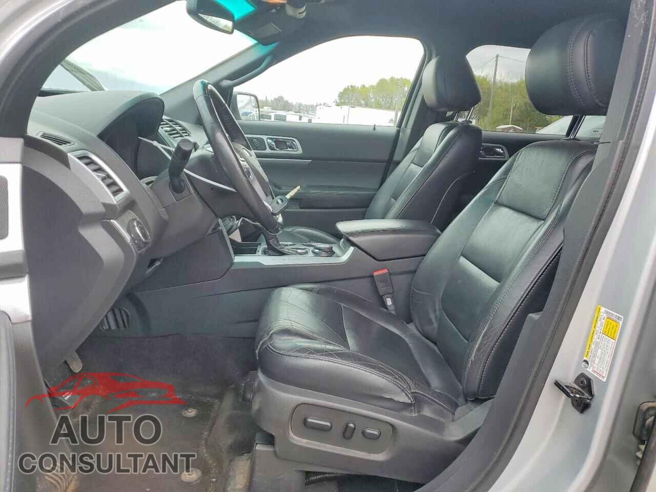 FORD EXPLORER 2013 - 1FM5K8D8XDGA05150