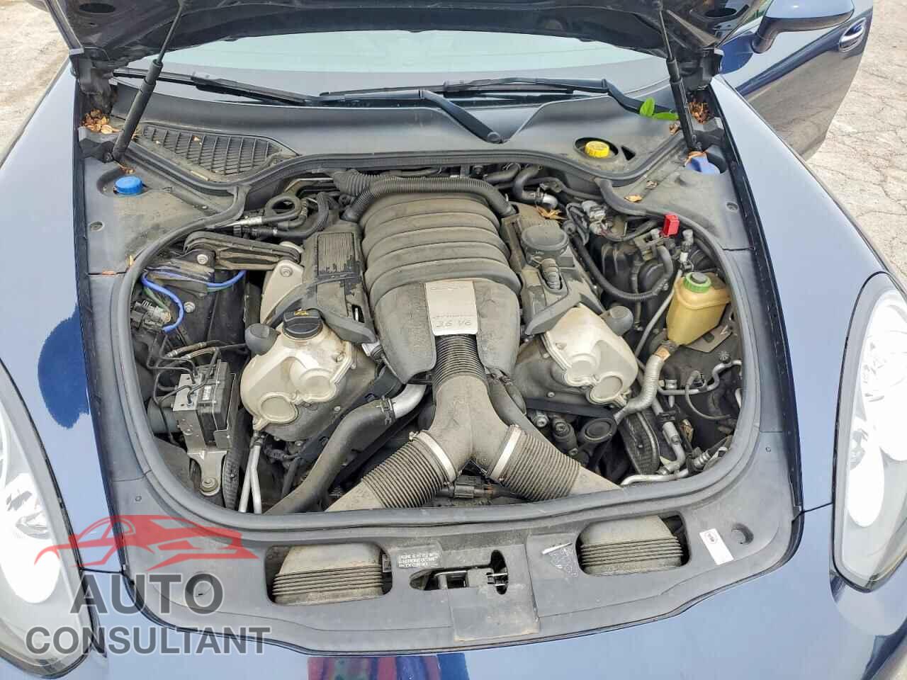 PORSCHE PANAMERA 2015 - WP0AA2A72FL006737