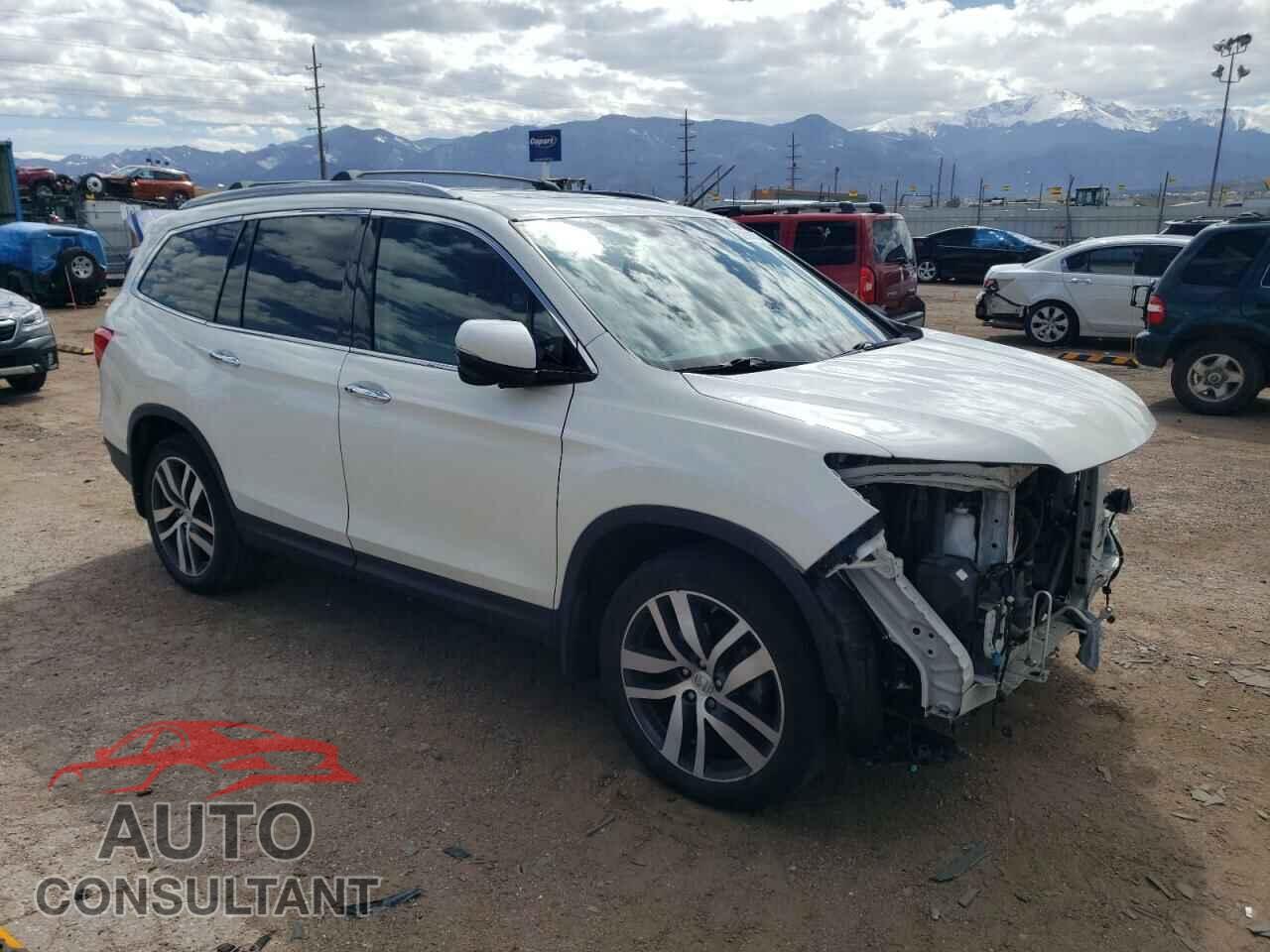 HONDA PILOT 2018 - 5FNYF6H93JB040857