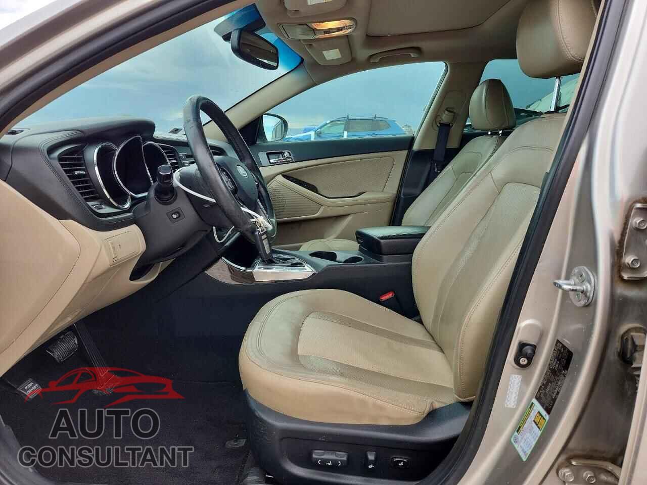 KIA OPTIMA 2011 - KNAGN4A79B5100278