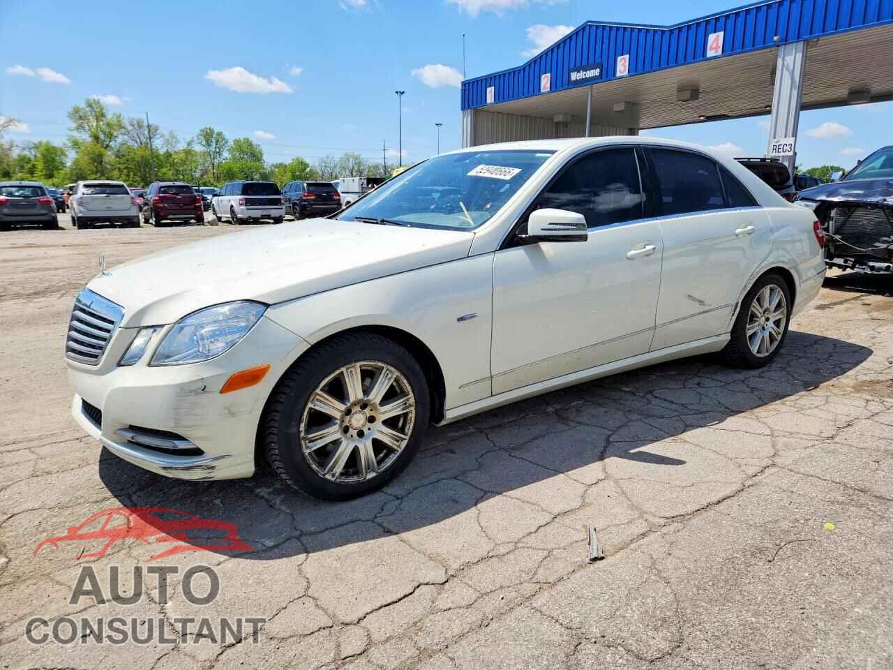 MERCEDES-BENZ E-CLASS 2012 - WDDHF8JB2CA568996