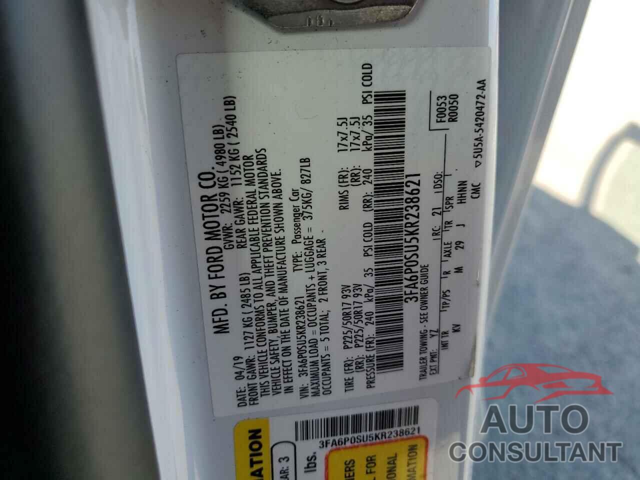 FORD FUSION 2019 - 3FA6P0SU5KR238621