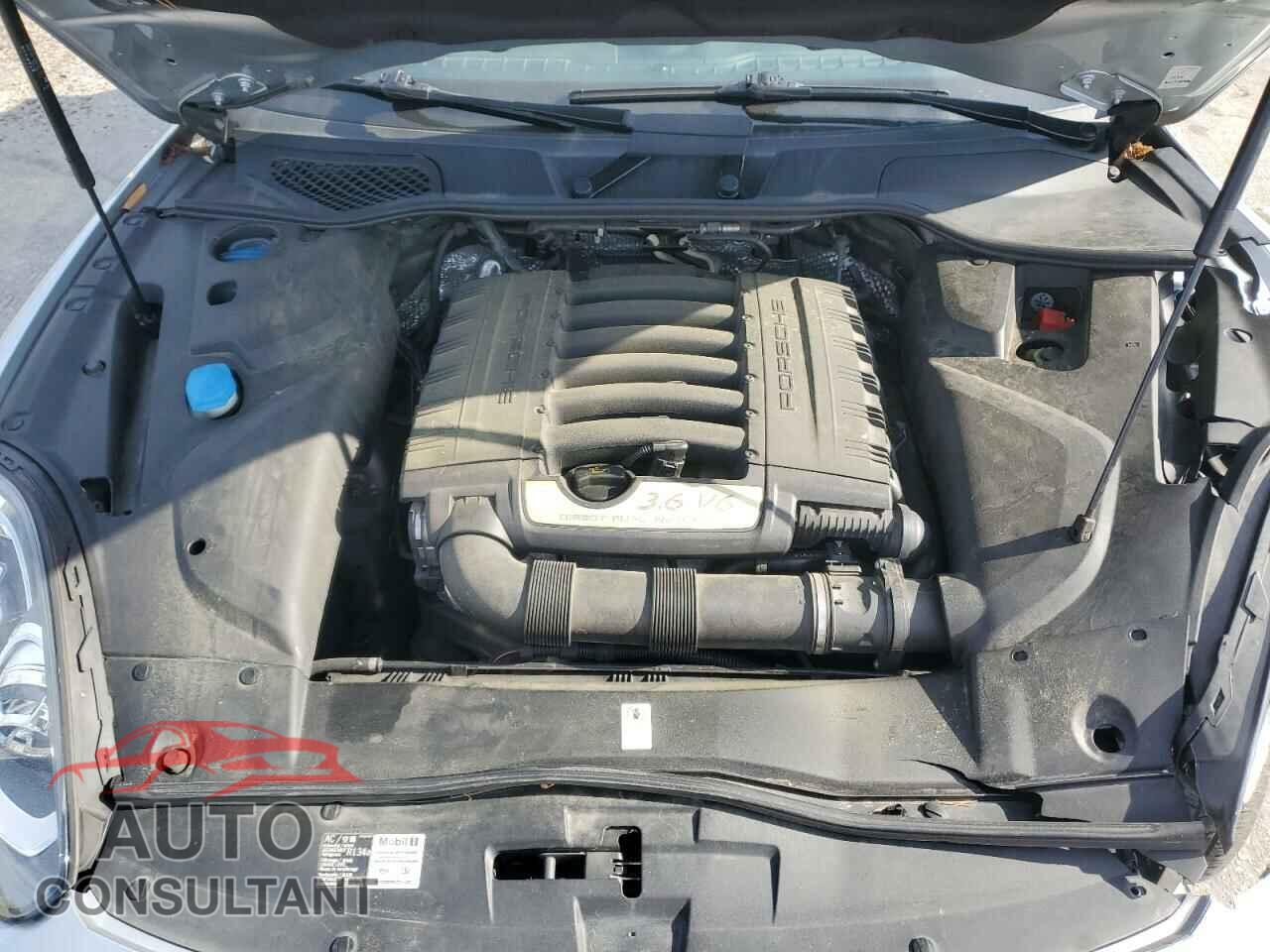 PORSCHE CAYENNE 2016 - WP1AA2A21GKA37665