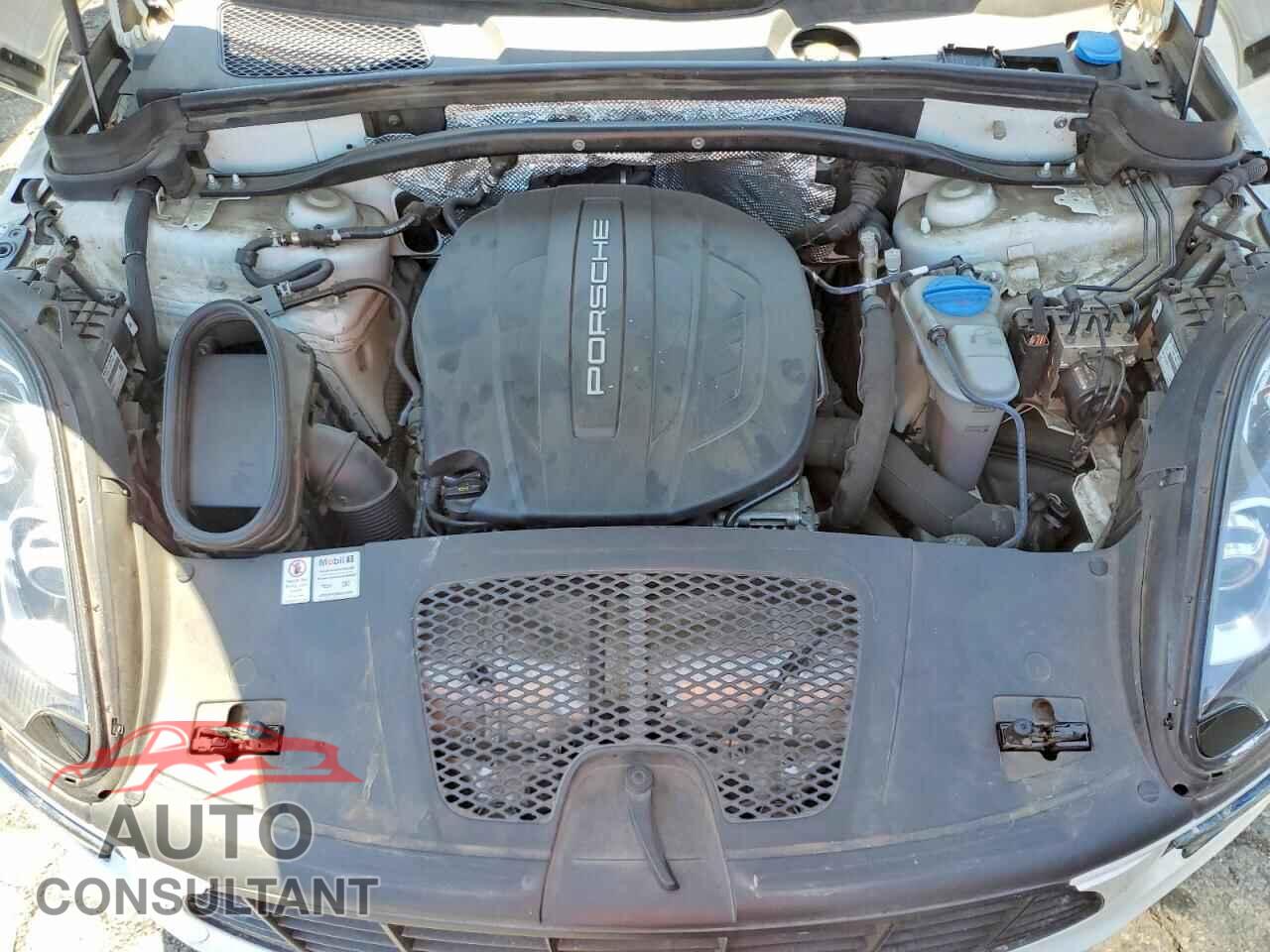 PORSCHE MACAN 2018 - WP1AA2A57JLB02269