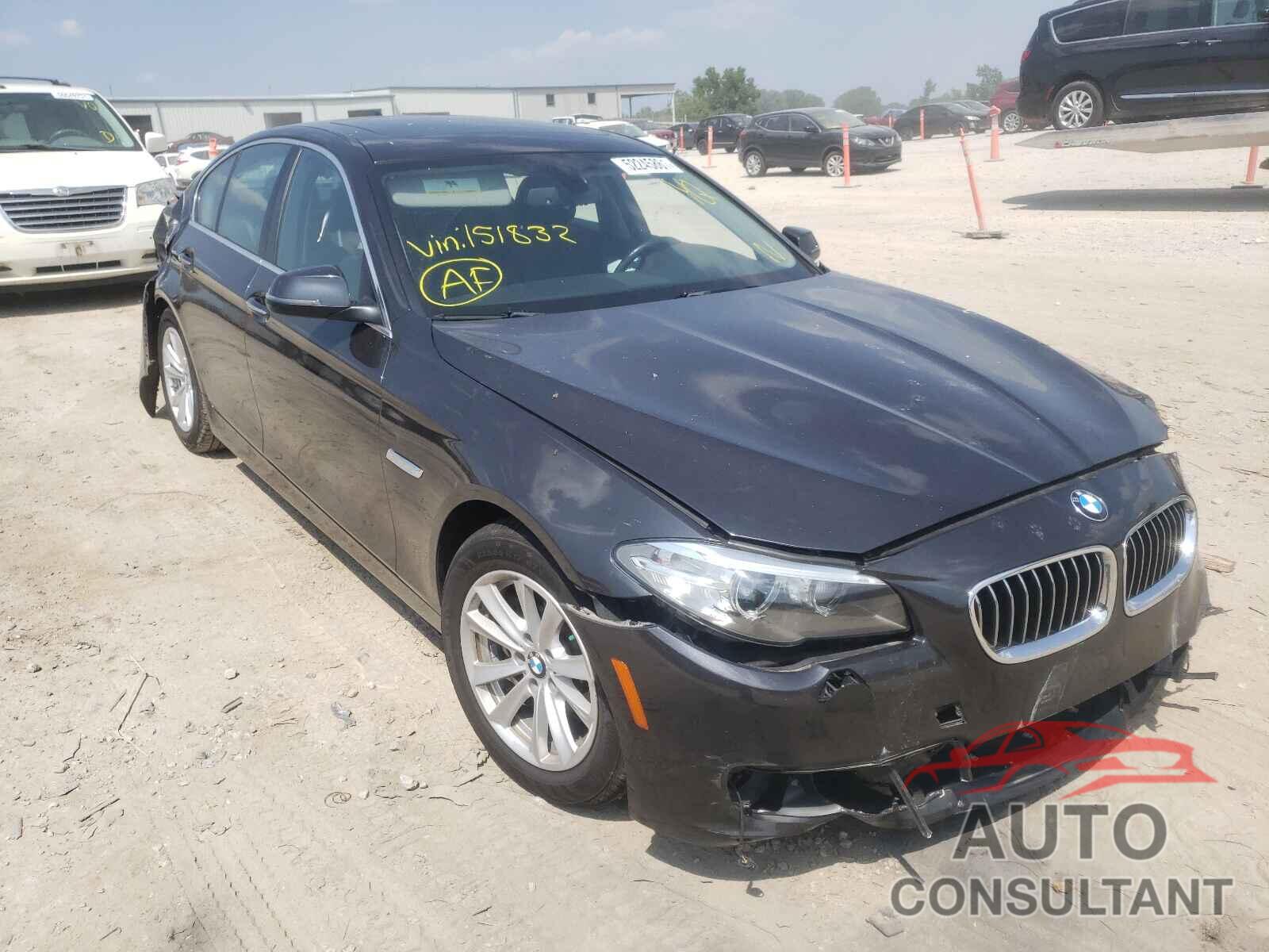 BMW 5 SERIES 2016 - WBA5A7C56GG151832