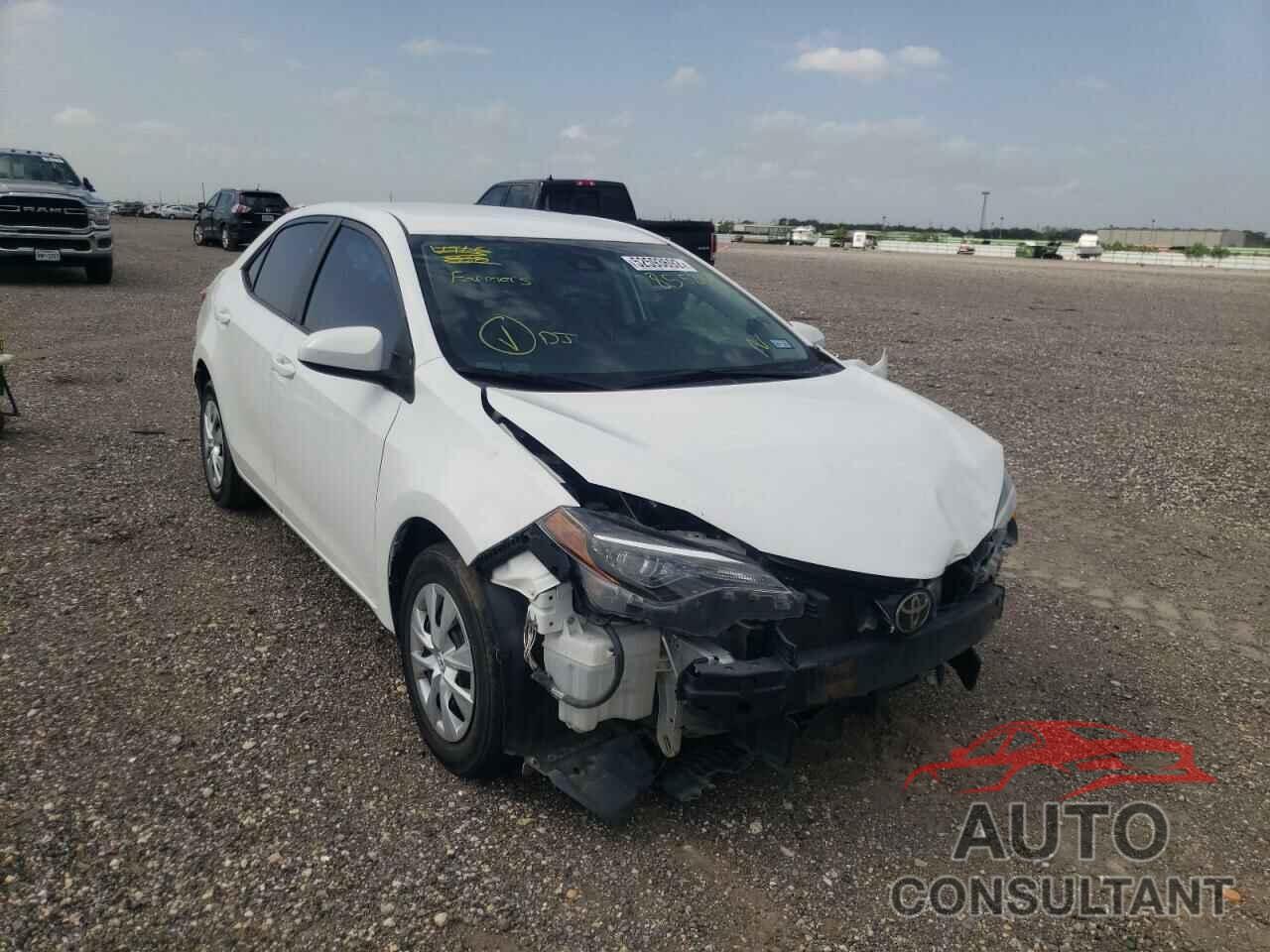 TOYOTA COROLLA 2018 - 5YFBURHE2JP855288