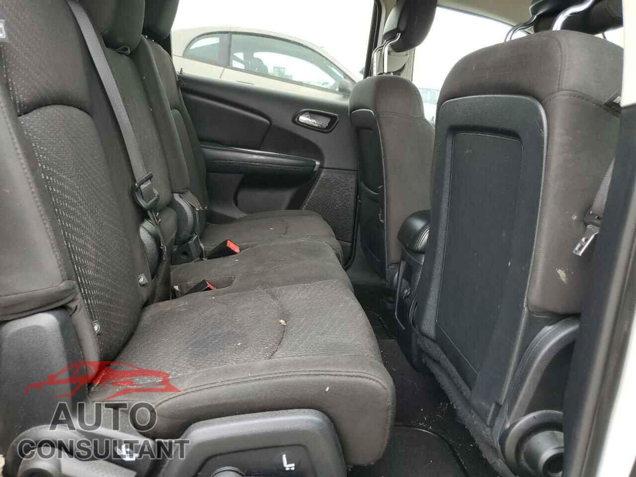 DODGE JOURNEY 2017 - 3C4PDCBG7HT591330