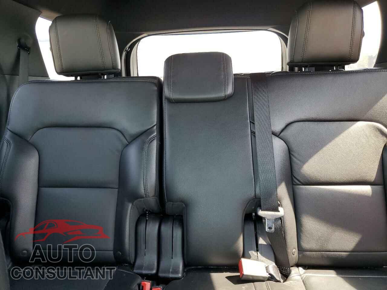 FORD EXPLORER 2017 - 1FM5K7DH6HGA25802