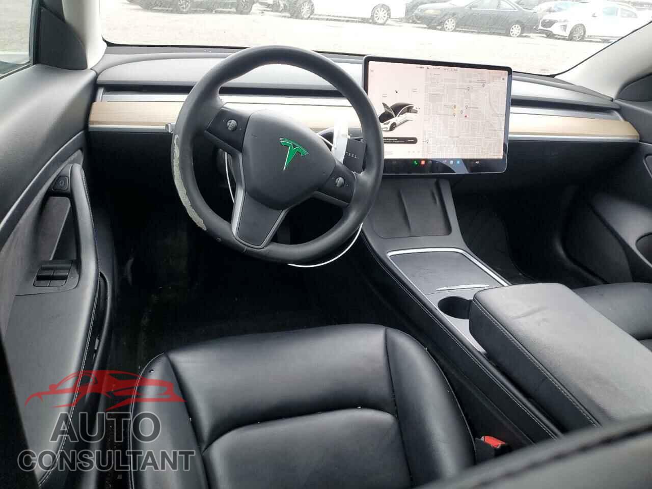 TESLA MODEL 3 2021 - 5YJ3E1EAXMF940500