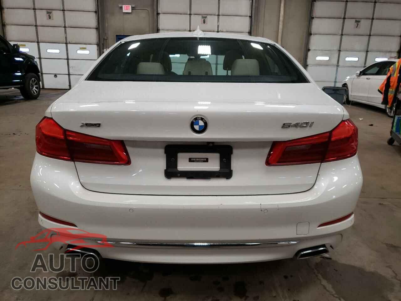 BMW 5 SERIES 2018 - WBAJE7C5XJWD52295