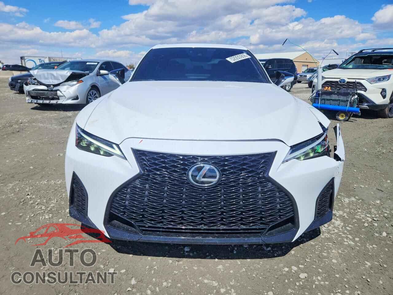 LEXUS IS 2023 - JTHGZ1E28P5032162