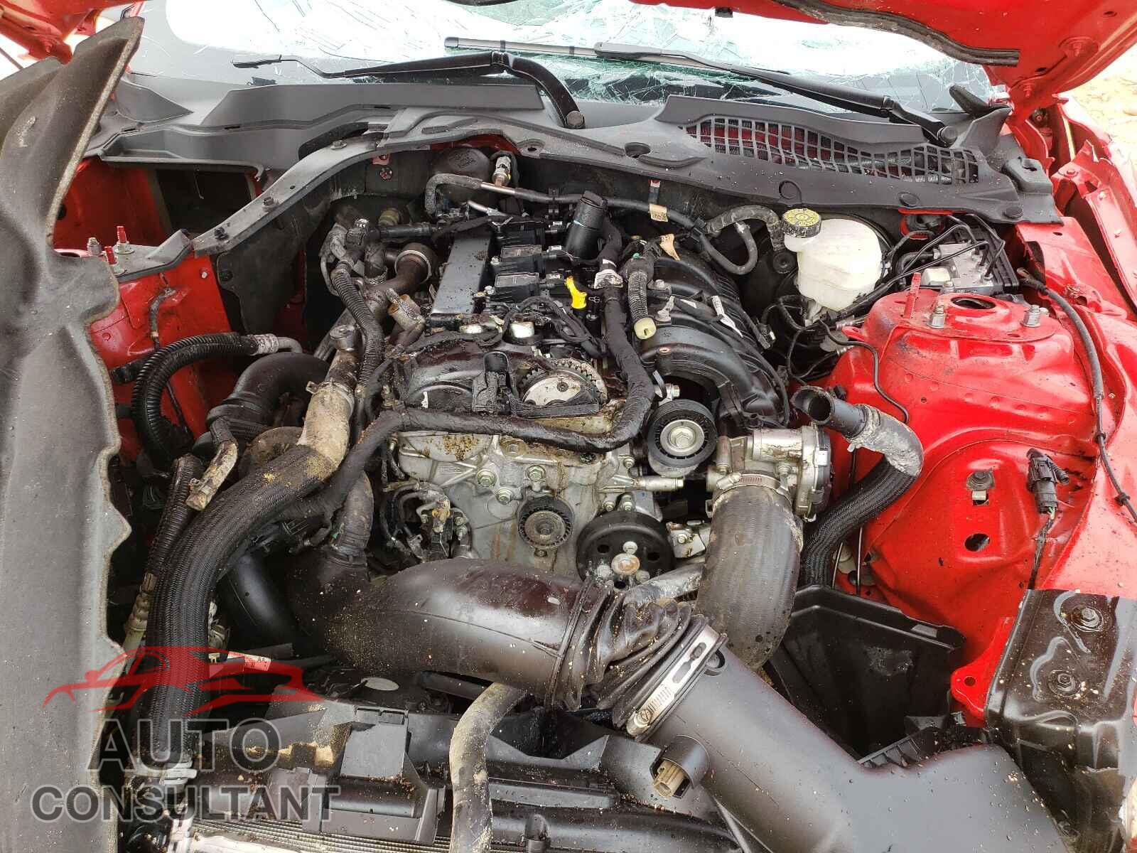 FORD MUSTANG 2021 - 1FA6P8TH7M5114033