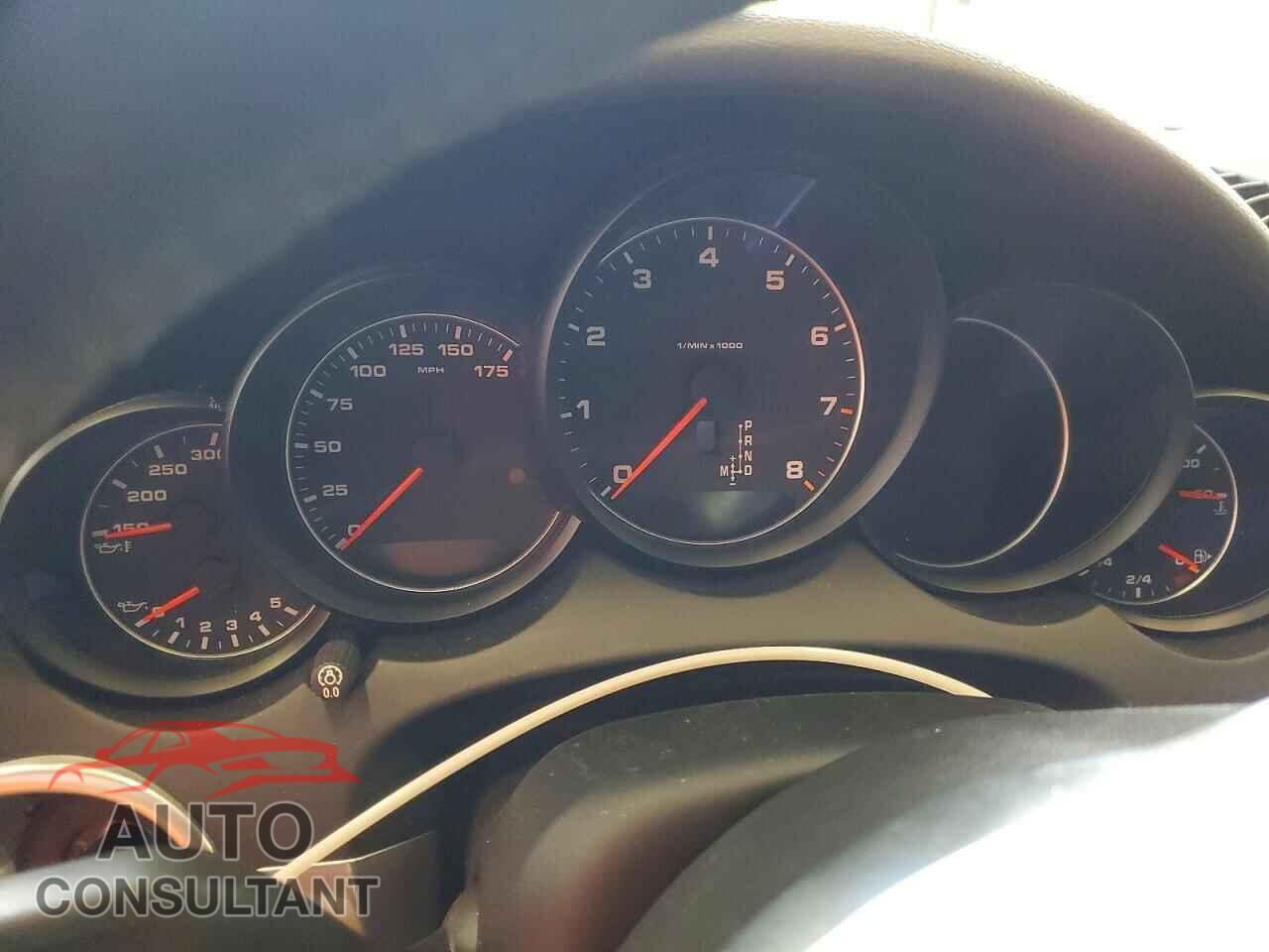 PORSCHE CAYENNE 2018 - WP1AA2A22JKA07176