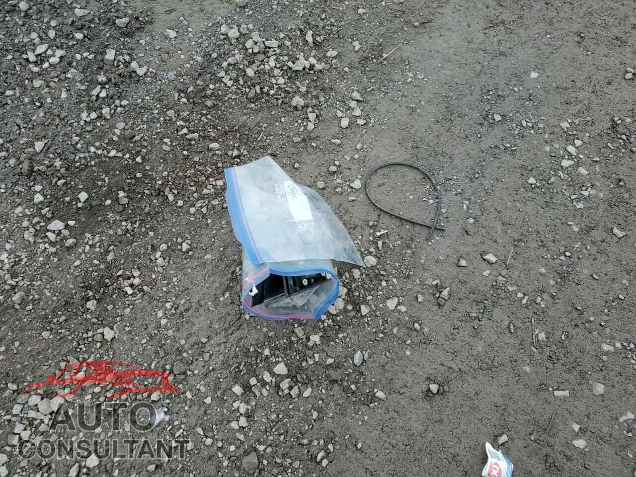 HONDA CIVIC 2017 - SHHFK7H42HU309727