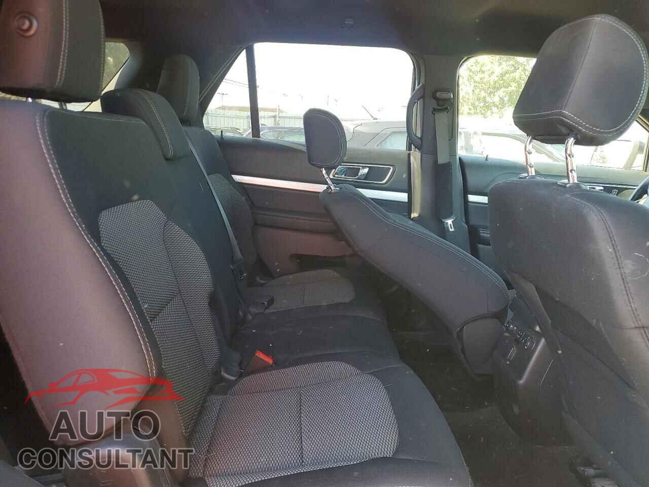 FORD EXPLORER 2017 - 1FM5K7D83HGC46581