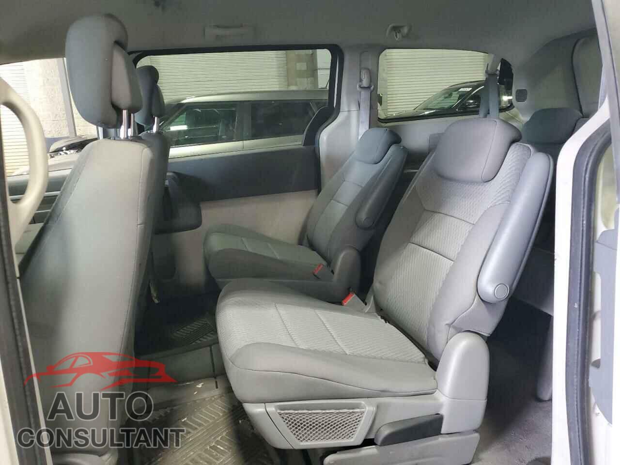 DODGE CARAVAN 2010 - 2D4RN4DE1AR443452