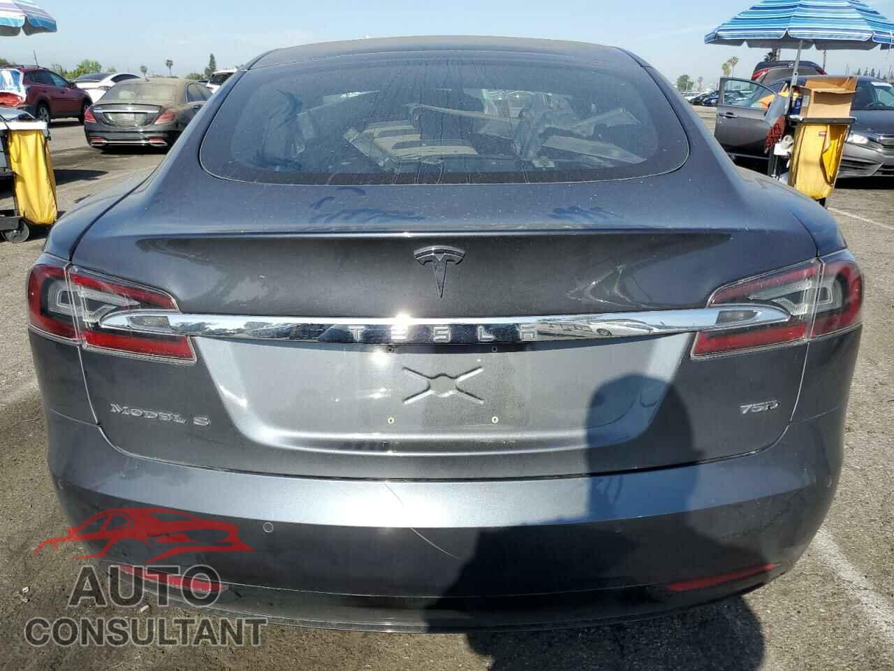 TESLA MODEL S 2018 - 5YJSA1E26JF246673