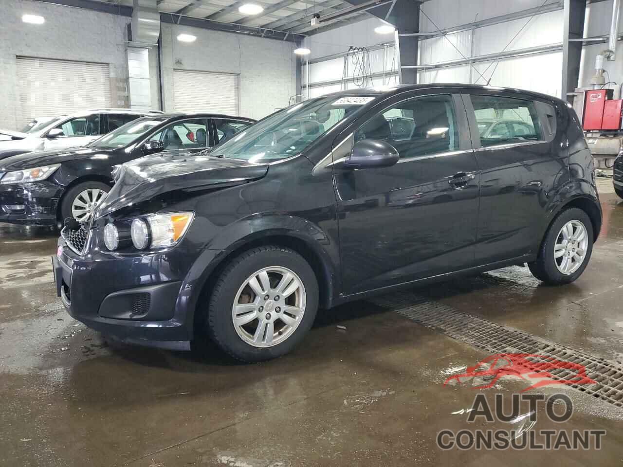 CHEVROLET SONIC 2014 - 1G1JC6SB8E4186859