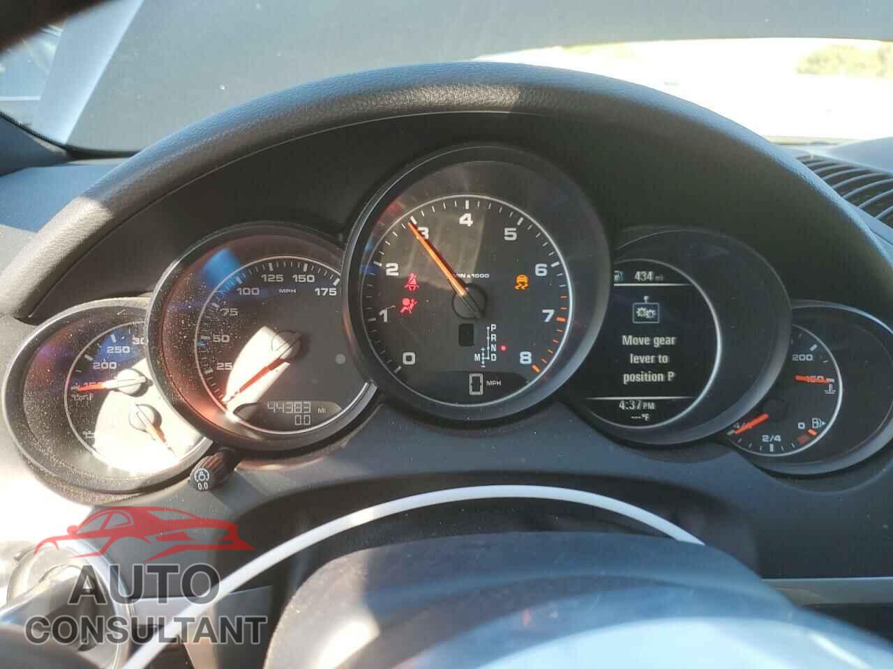PORSCHE CAYENNE 2018 - WP1AA2A27JKA03155