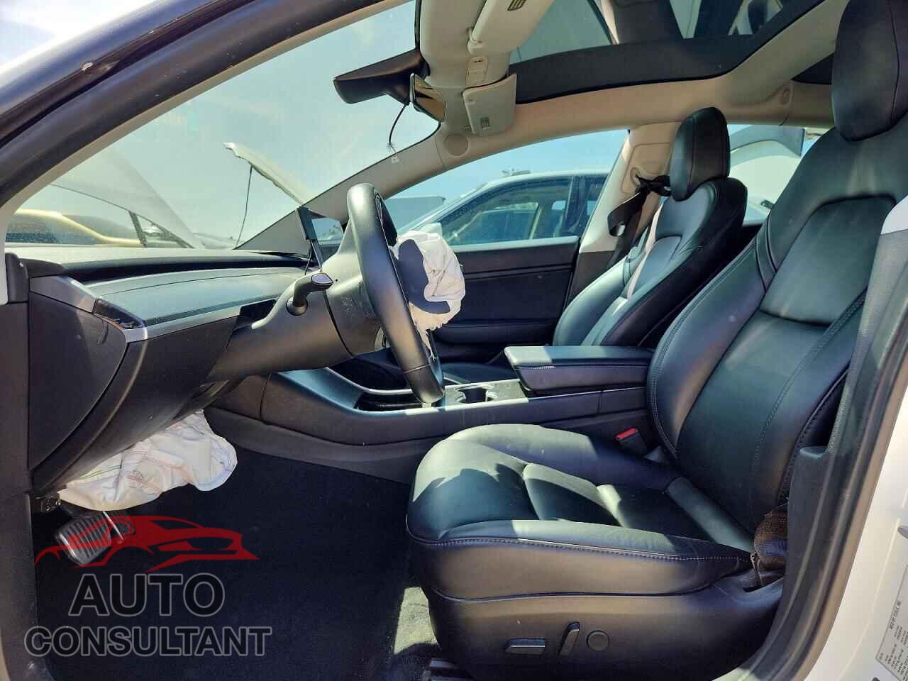 TESLA MODEL 3 2019 - 5YJ3E1EAXKF316872
