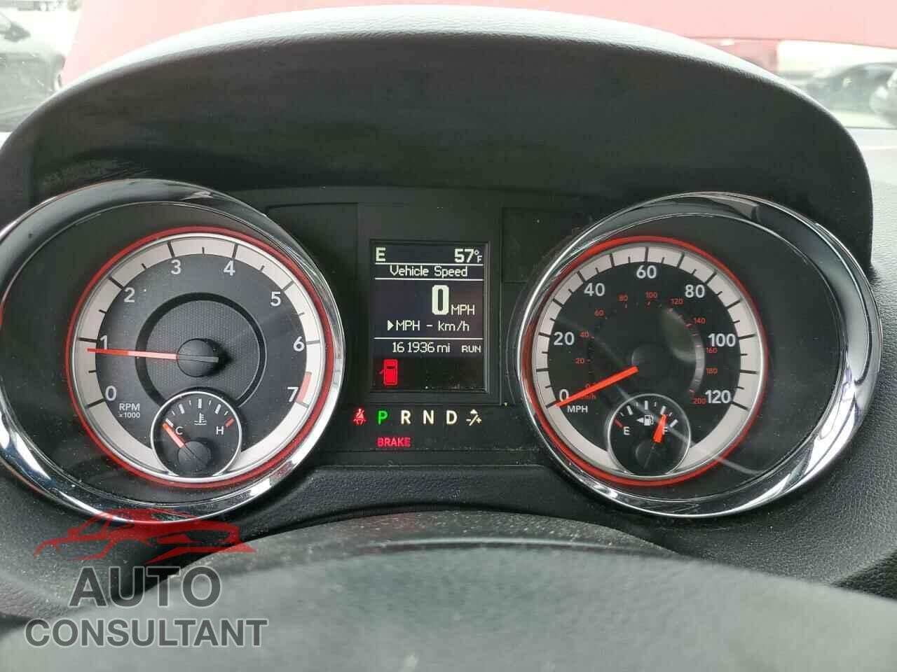 DODGE CARAVAN 2016 - 2C4RDGEG1GR131951
