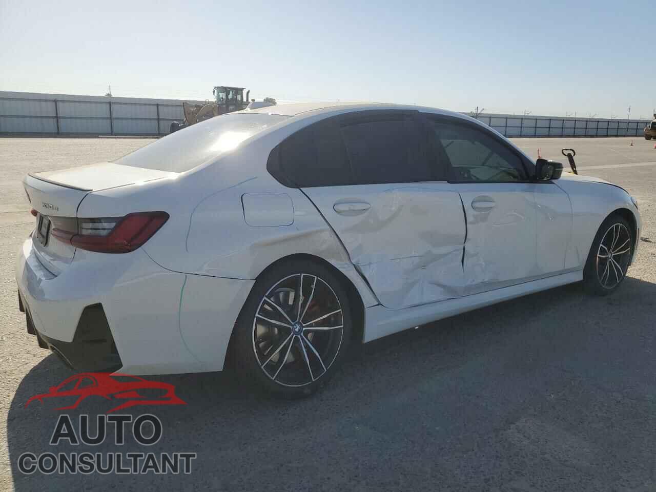 BMW 3 SERIES 2023 - 3MW39FF01P8D02438