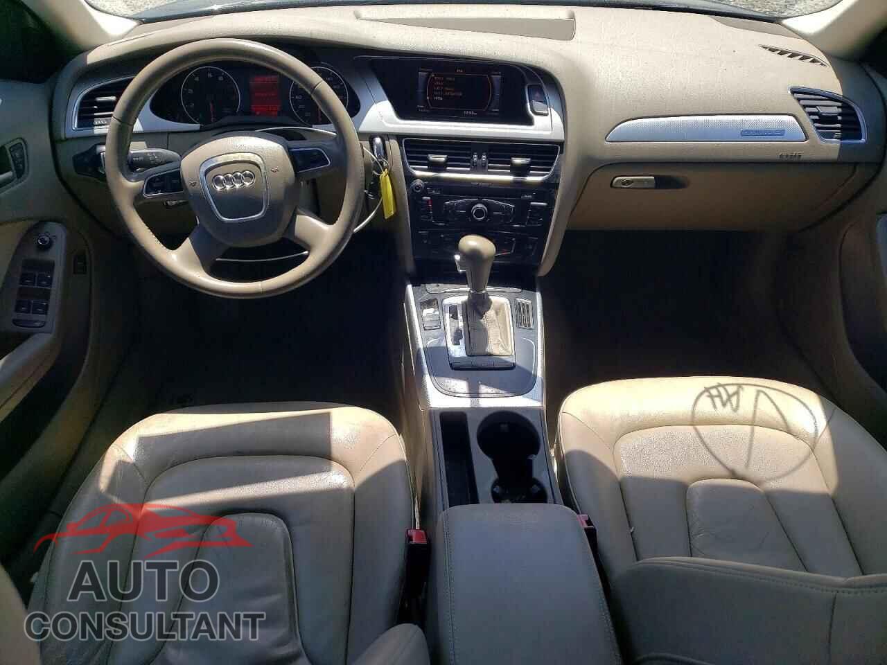 AUDI A4 2012 - WAUBFAFL7CN007305