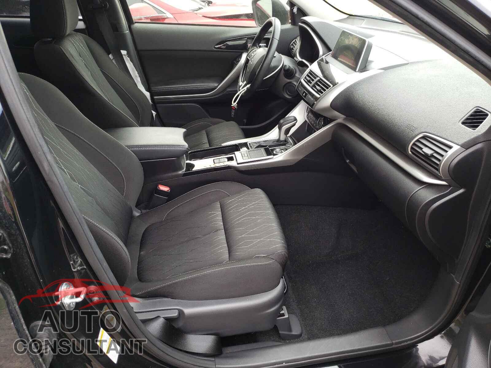 MITSUBISHI ECLIPSE 2018 - JA4AT5AA2JZ068209