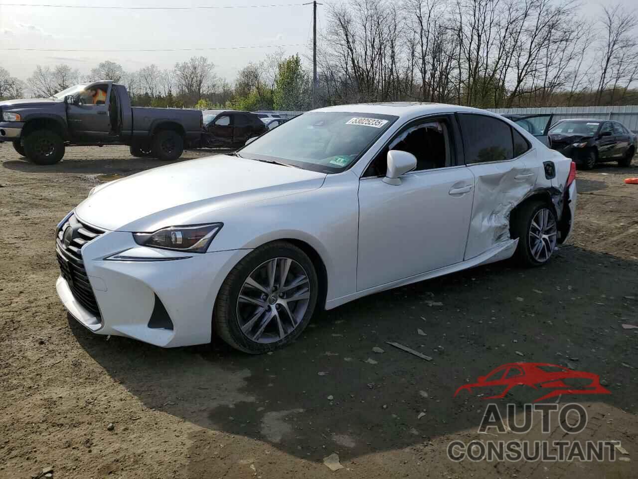 LEXUS IS 2018 - JTHC81D24J5031715