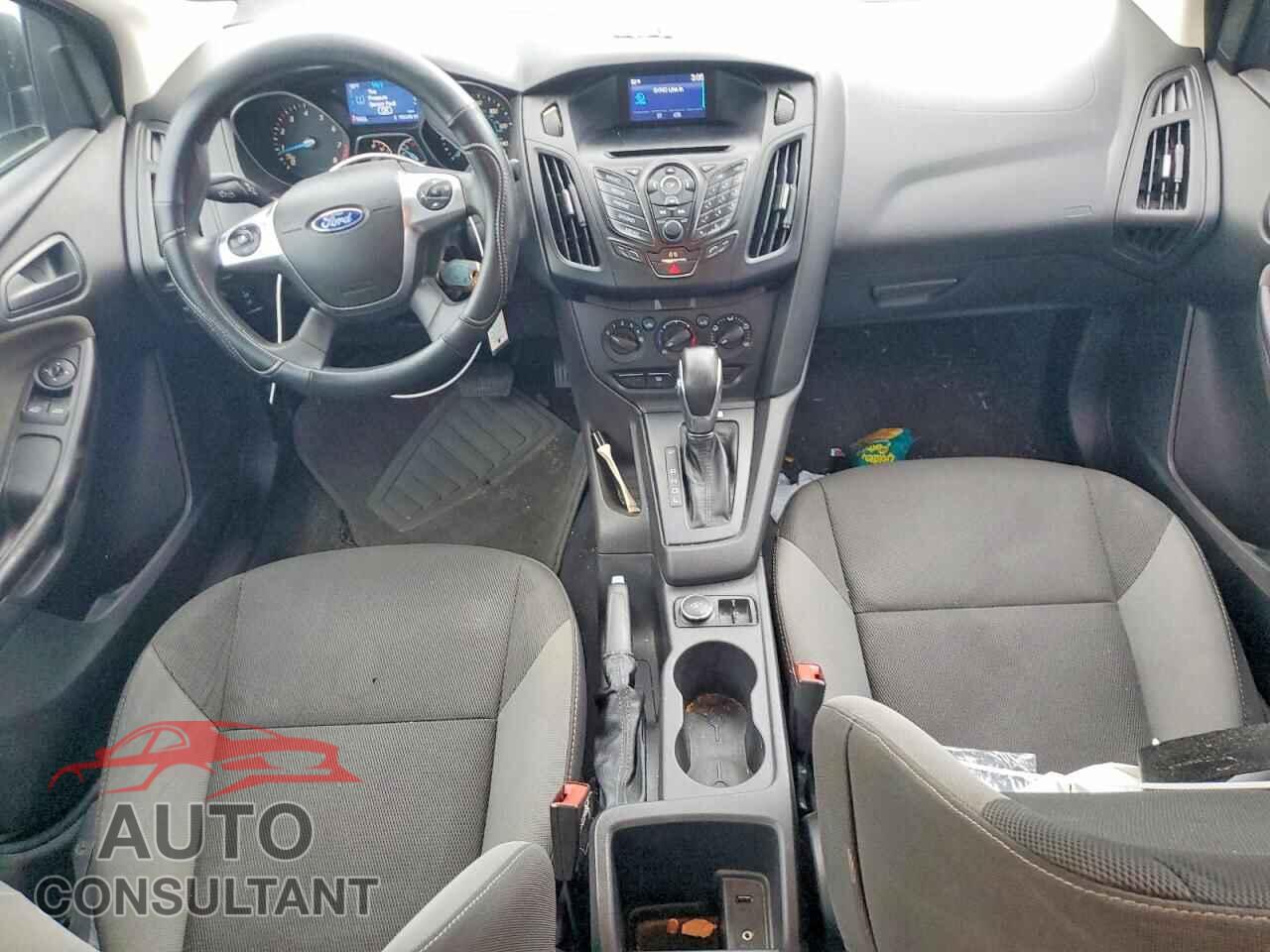 FORD FOCUS 2014 - 1FADP3E24EL401023