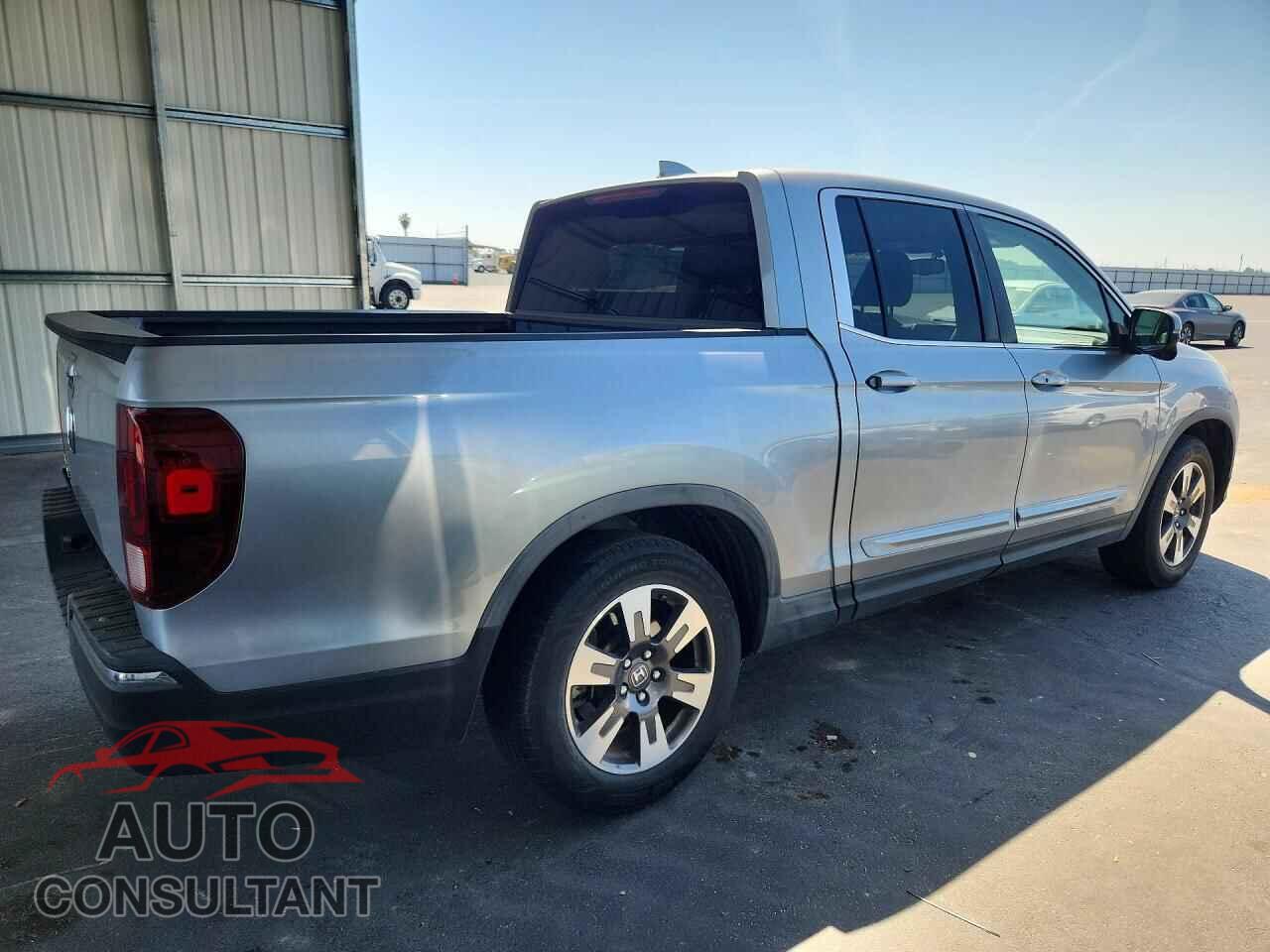 HONDA RIDGELINE 2017 - 5FPYK2F66HB010539