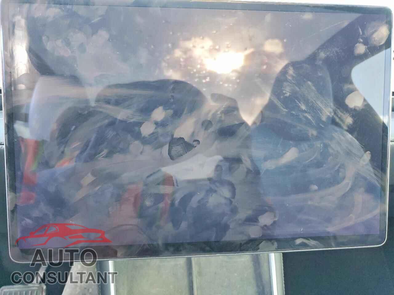 TESLA MODEL Y 2026 - 7SAYGDEE0TA406456