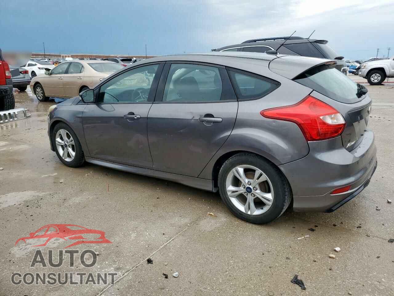 FORD FOCUS 2014 - 1FADP3K2XEL349420