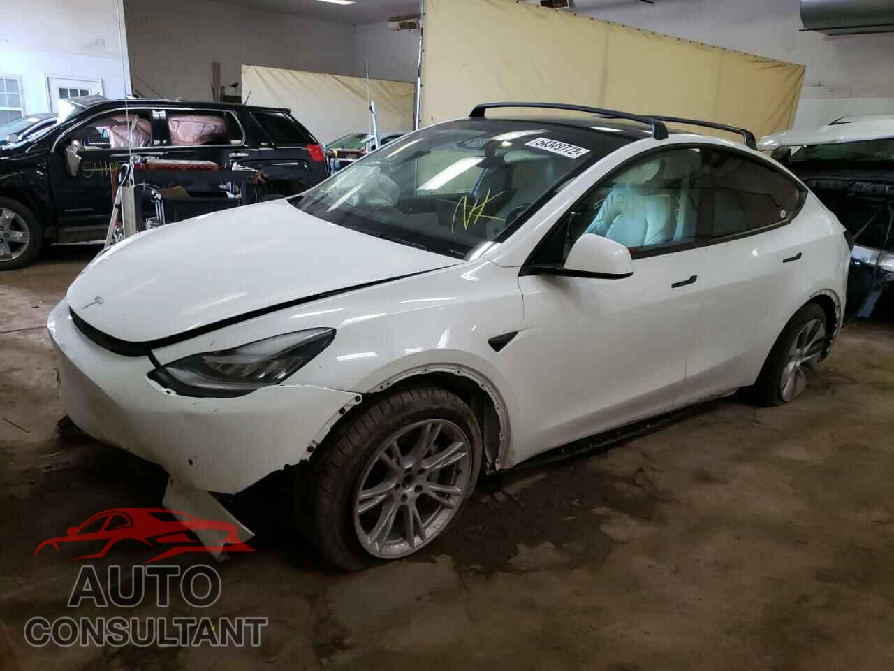 TESLA MODEL Y 2021 - 5YJYGDEE7MF087963