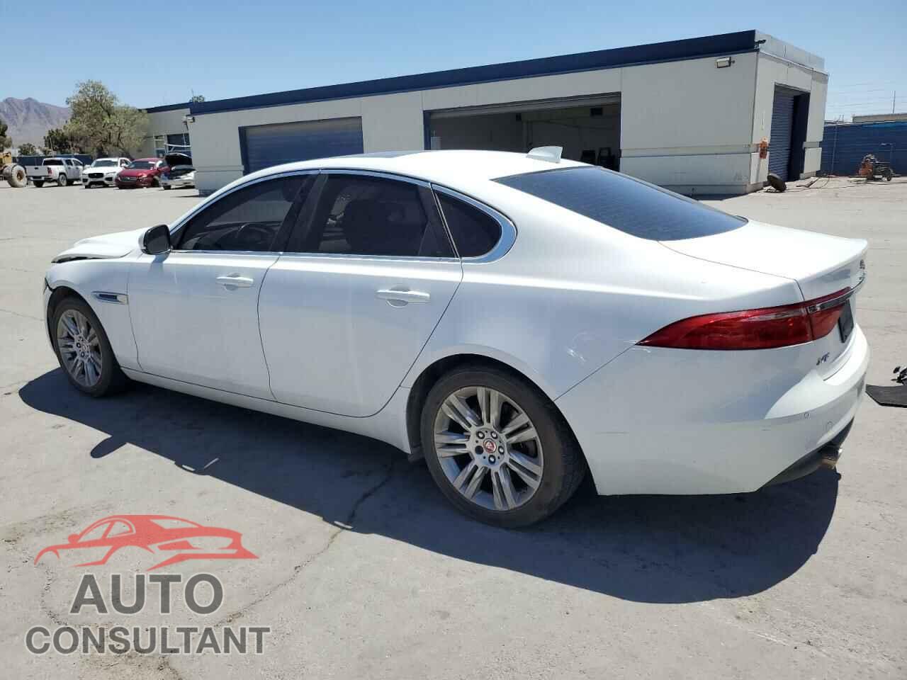 JAGUAR XF 2017 - SAJBD4BV1HCY40426