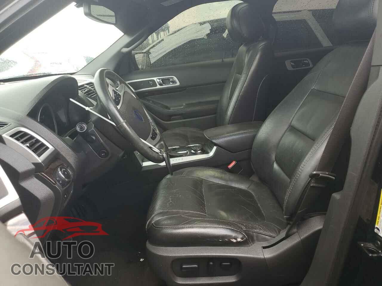 FORD EXPLORER 2011 - 1FMHK8F82BGA49912