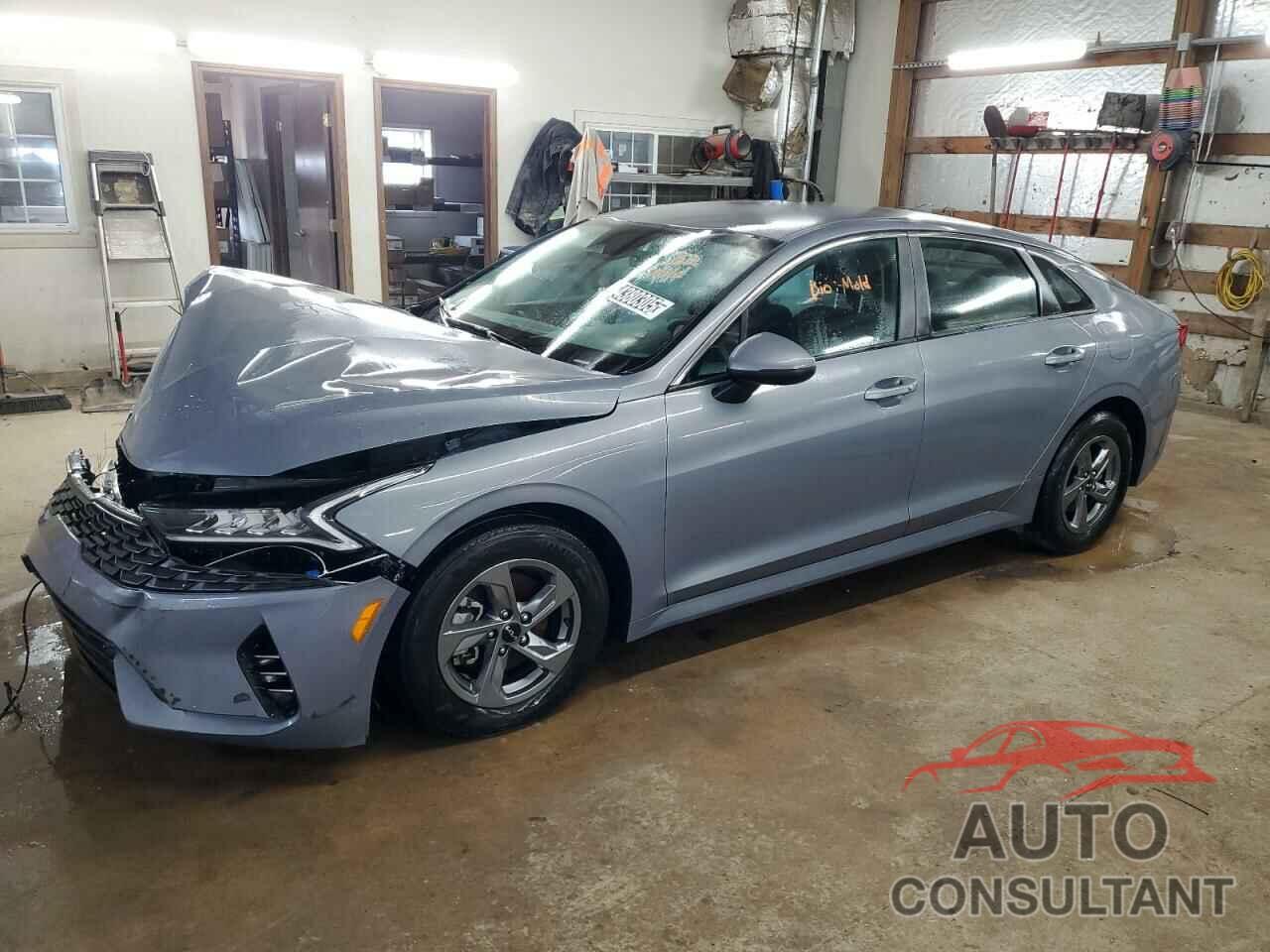 KIA K5 2022 - 5XXG14J22NG132184