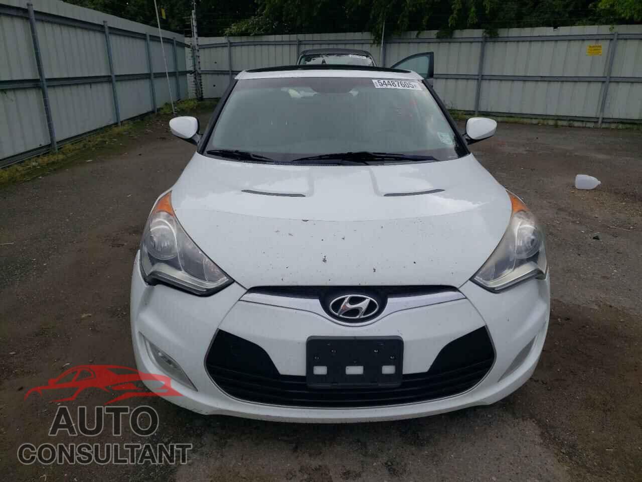 HYUNDAI VELOSTER 2013 - KMHTC6AD3DU164555