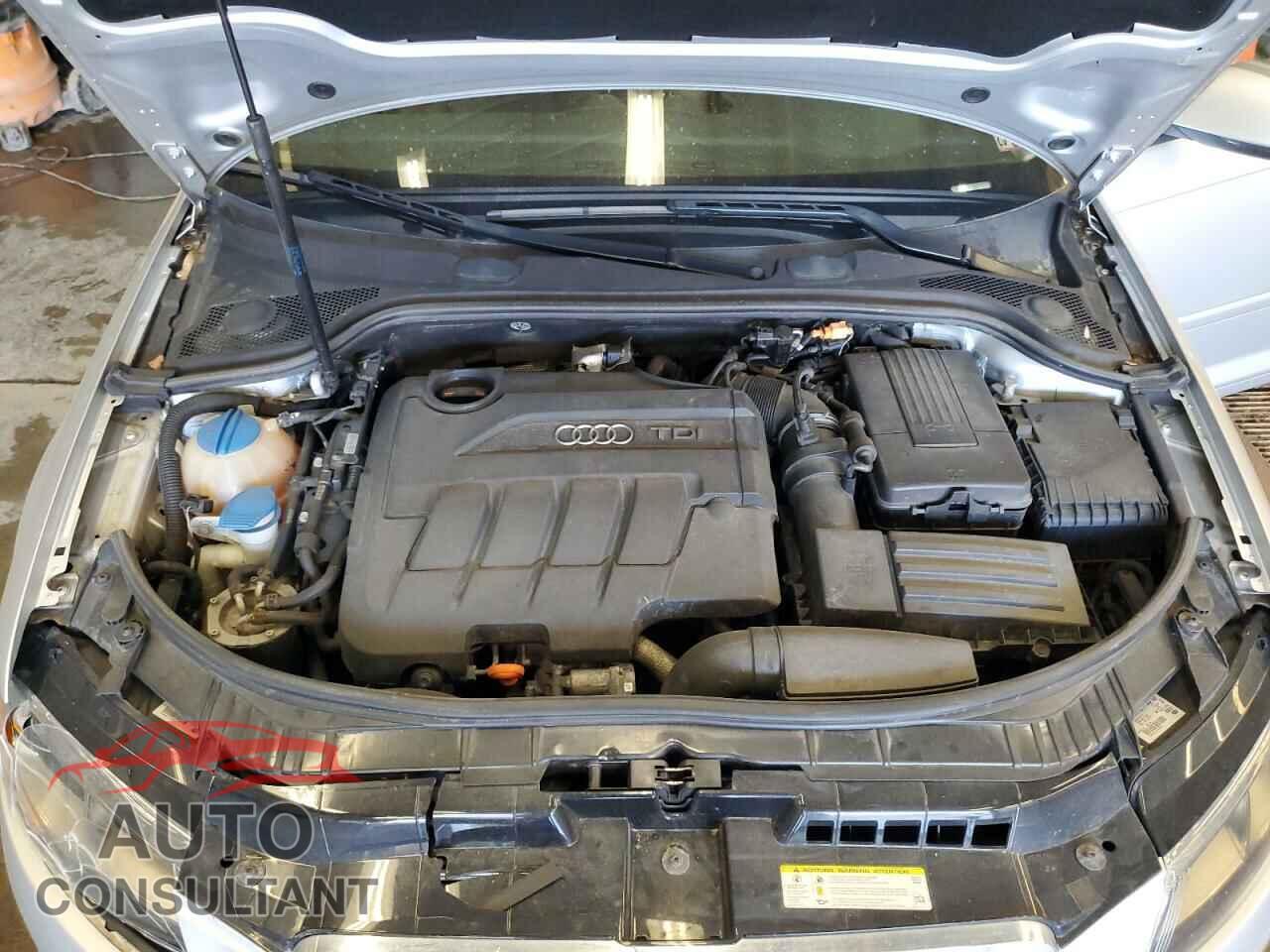 AUDI A3 2013 - WAUKJAFM4DA003650