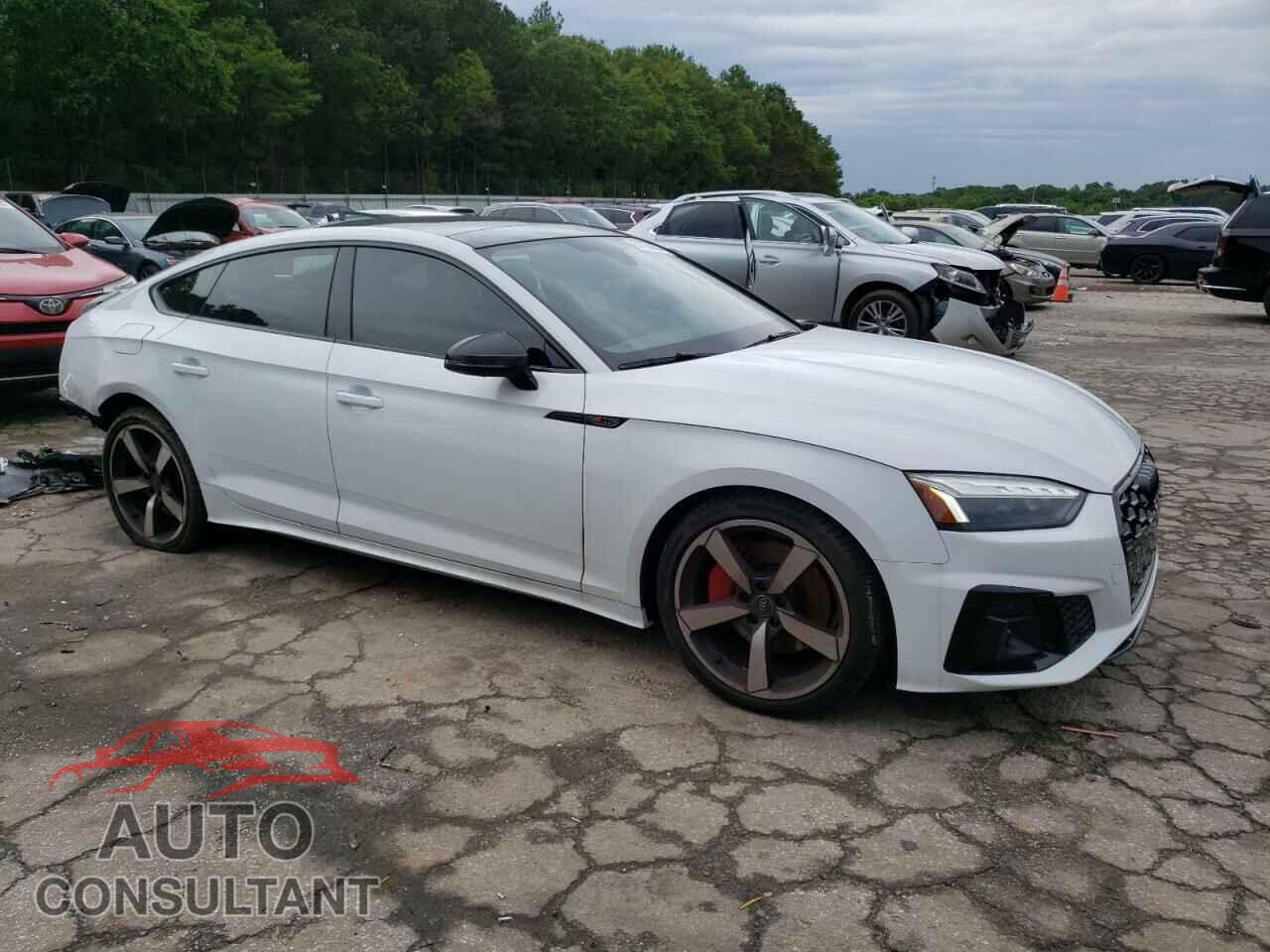 AUDI A5 2023 - WAUFACF5XPA065743