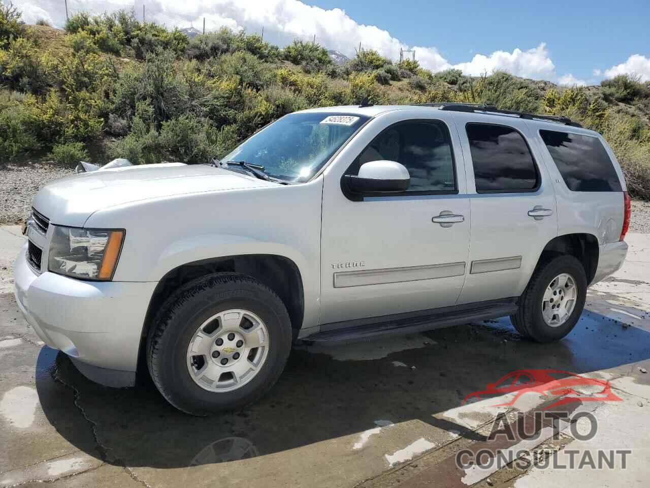 CHEVROLET TAHOE 2013 - 1GNSKBE09DR351148